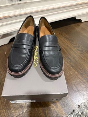 Style & Co. Black Leather Lug-Sole Penny Loafers with Brown Trim